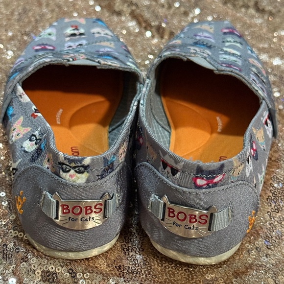 Skechers BOBS Gray Slip-On Shoes - Picture 5 of 8